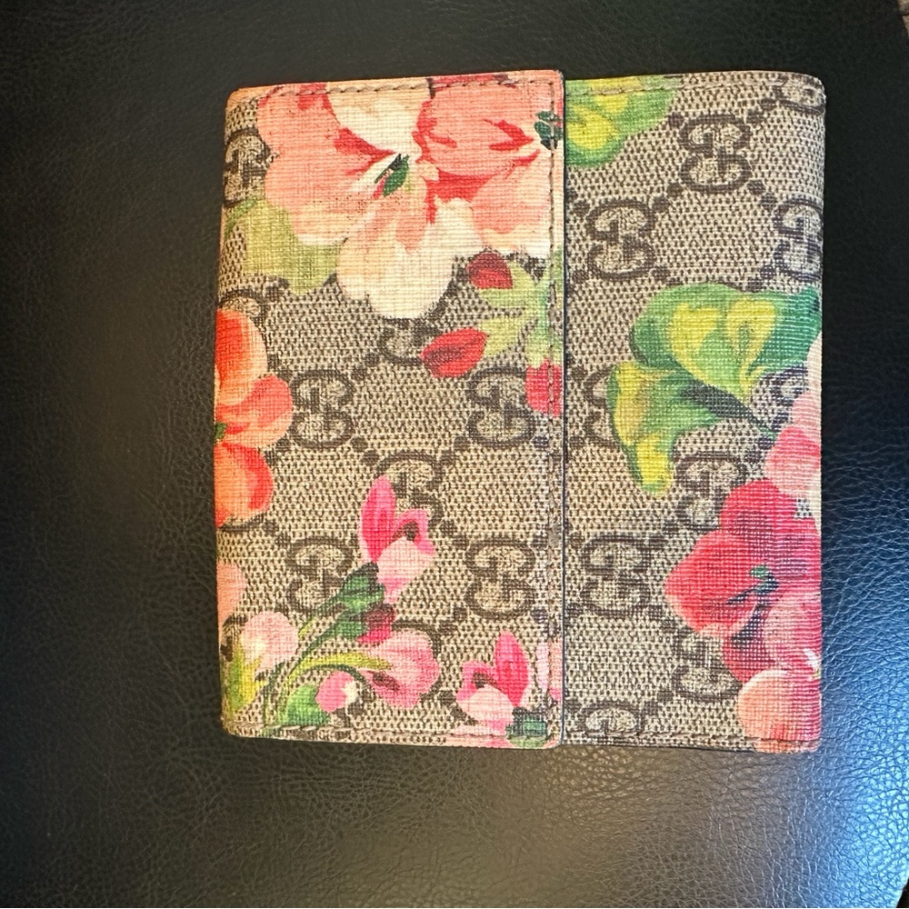 Gucci Floral GG Canvas Bifold Wallet - Beige with Pink, Red & Green Flowers